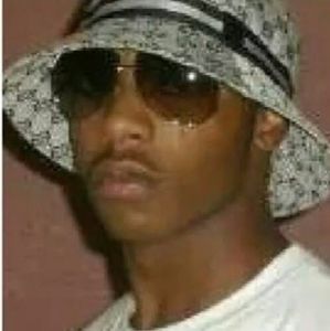 Meet your Posher, Shadeen